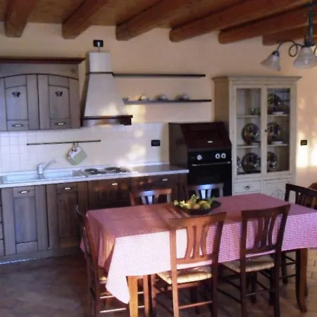 Agriturismo Corte Oliani Apartmán *